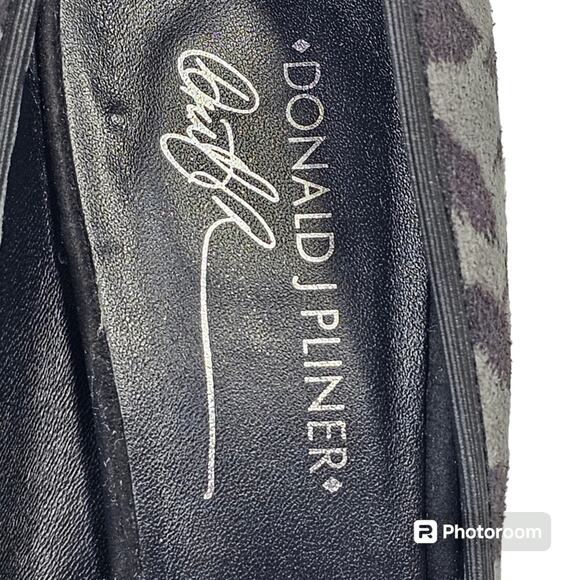 Donald J. Pliner "Fatima" Zebra Print Heels with Peep Toe Gray/Black Size 8.5 M - Picture 6 of 13